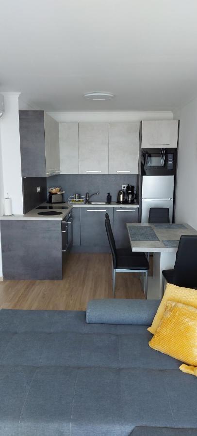 Life Apartmanok Шиофок Экстерьер фото