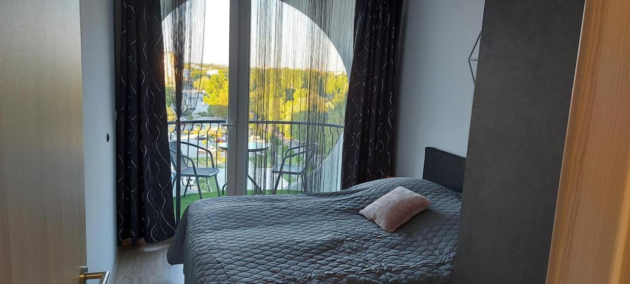 Life Apartmanok Шиофок Экстерьер фото