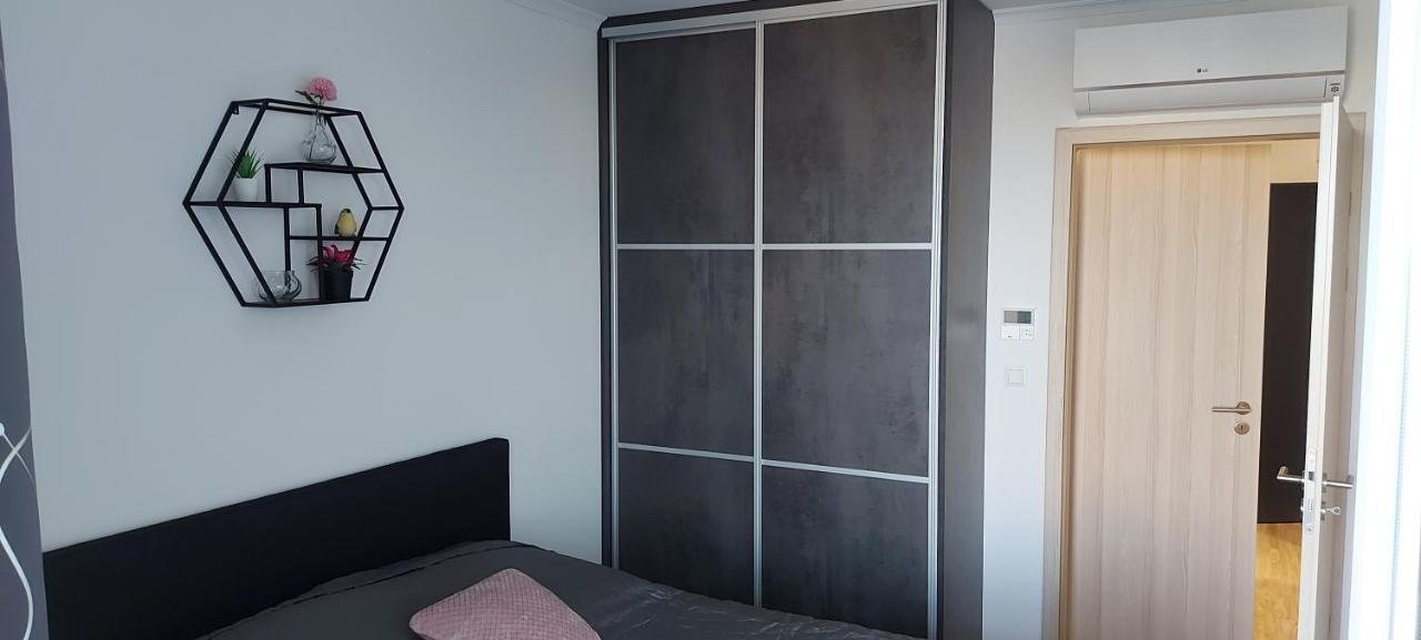 Life Apartmanok Шиофок Экстерьер фото