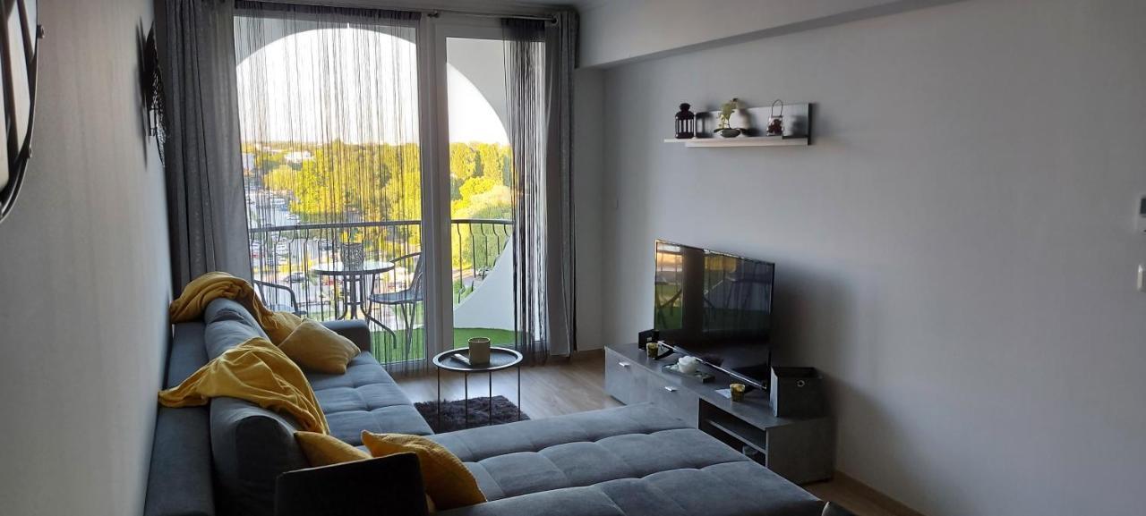Life Apartmanok Шиофок Экстерьер фото