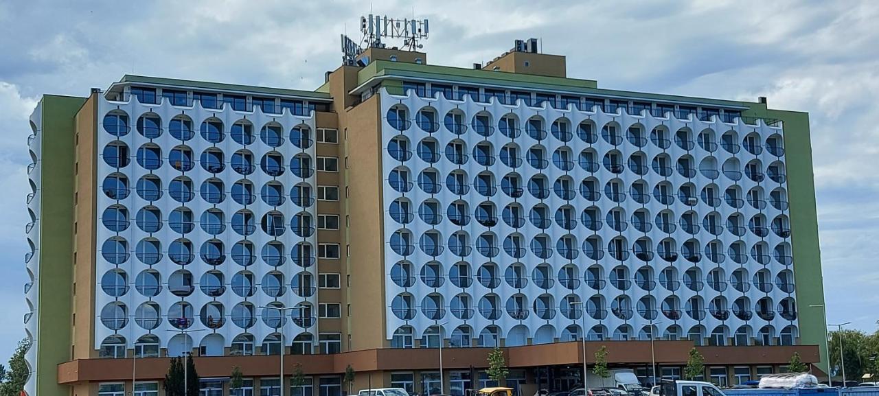 Life Apartmanok Шиофок Экстерьер фото